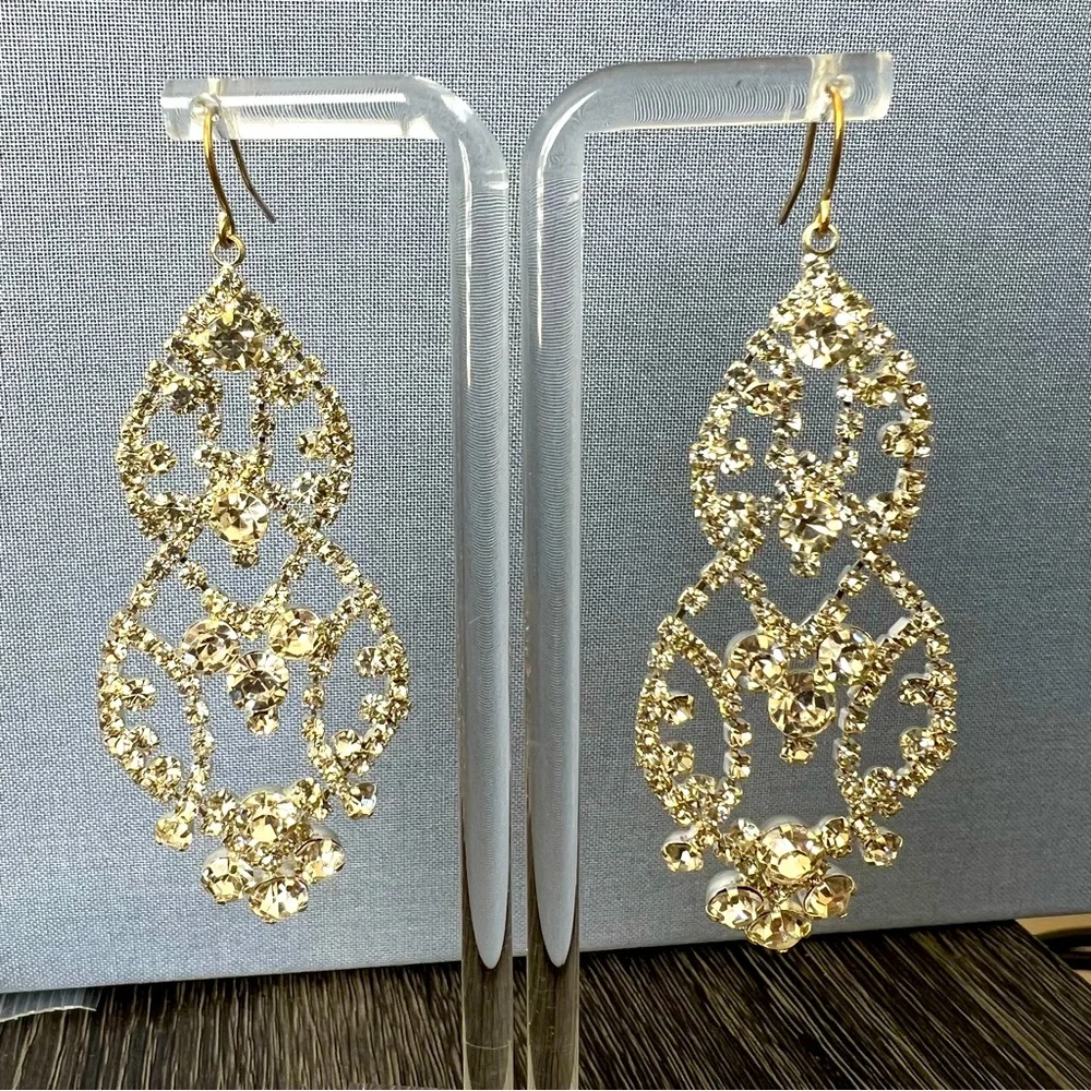 Rhinestone dangle earrings